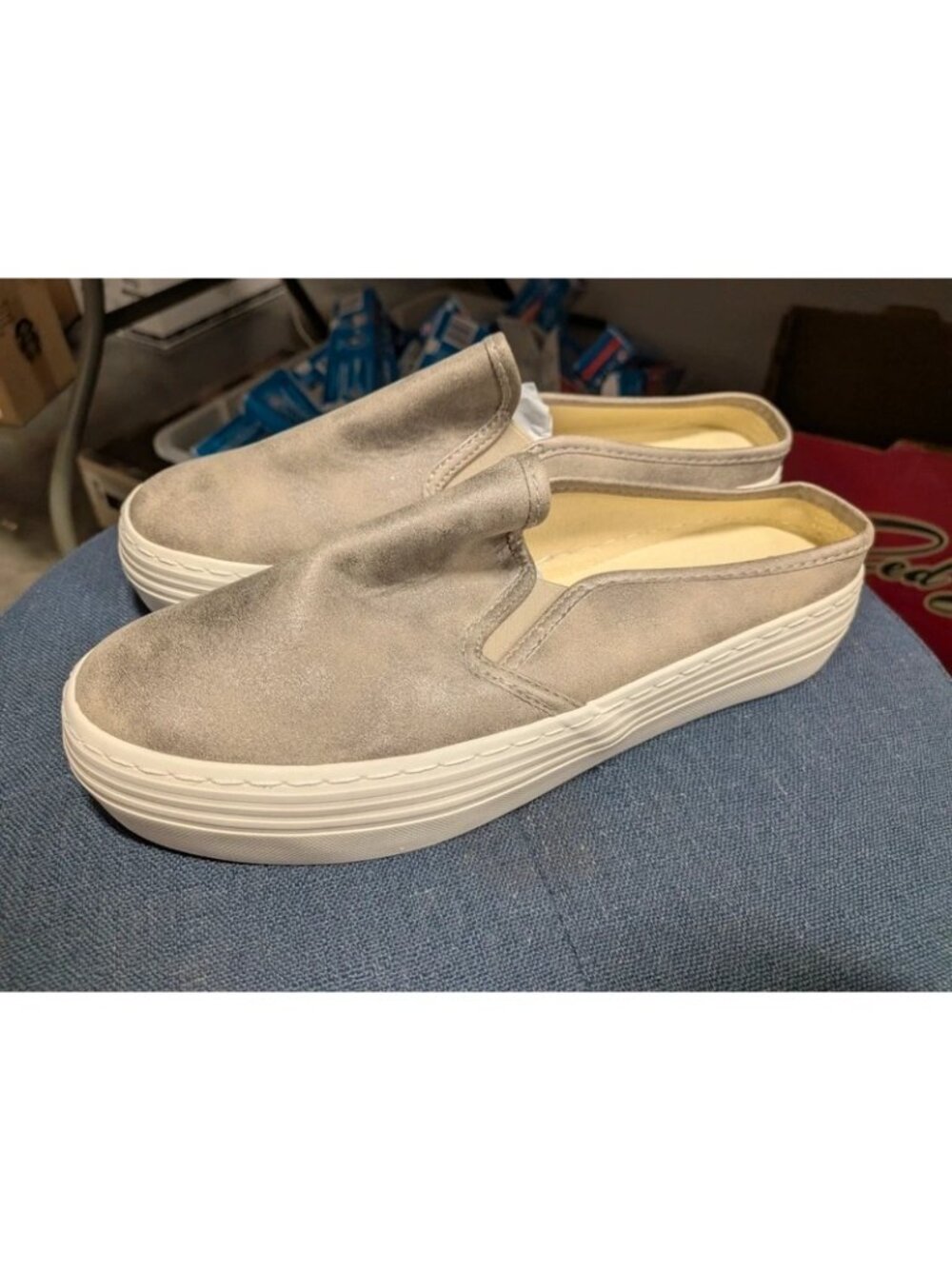 Studio 1886 Womens Metallic Taupe Slip-On Sneakers Size 8 - Picture 3 of 4